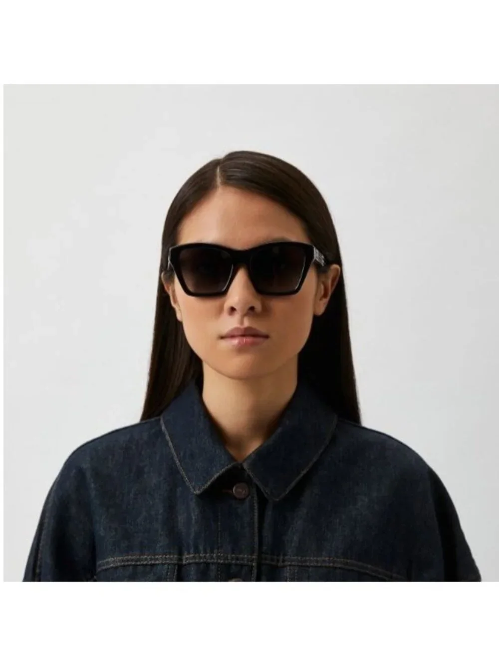 Burberry BE4391 30018G Square Sunglasses Black Frame, Grey Gradient Lenses